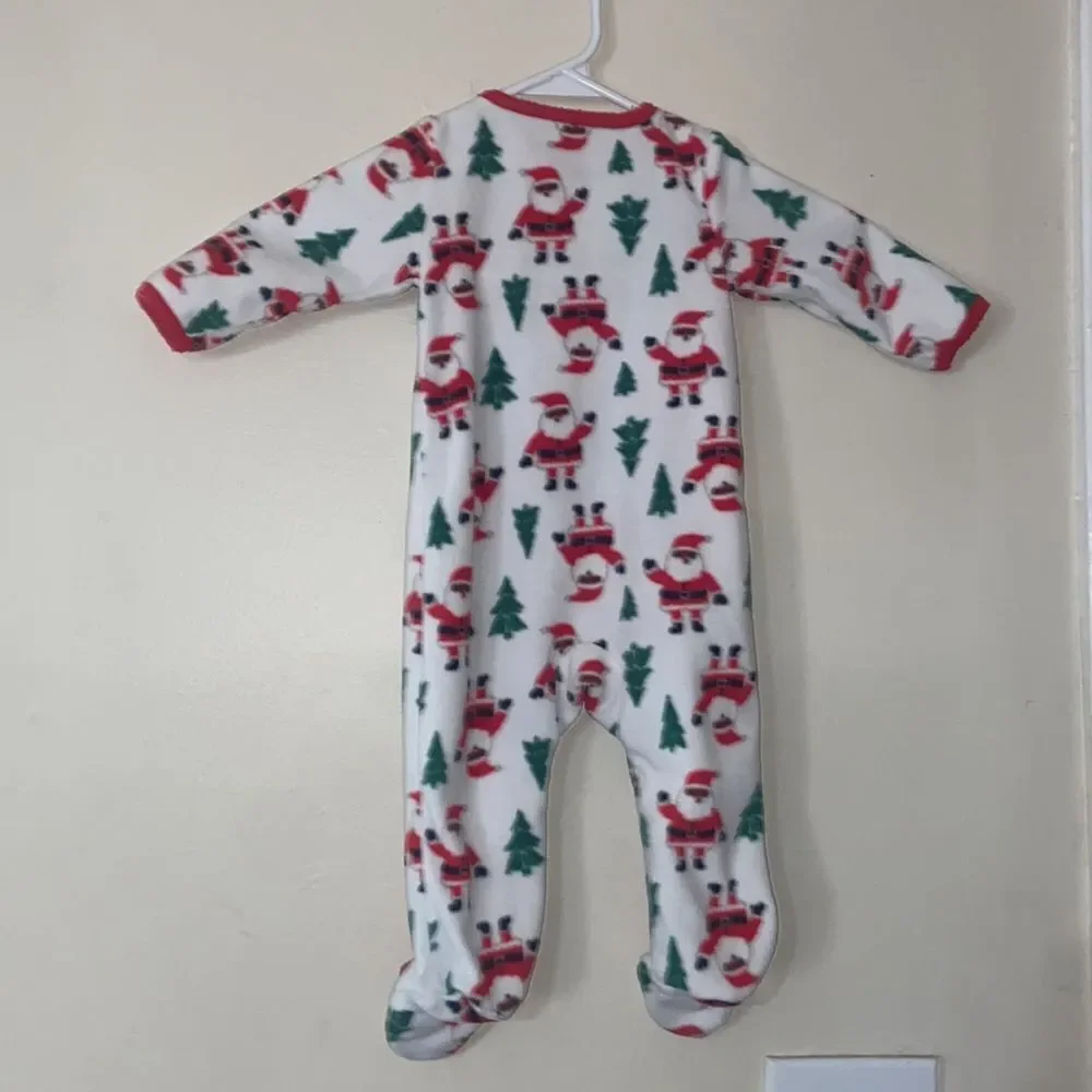 10/$50 Just One You Carter’s Christmas Holiday Size 6M Pajama Slippers